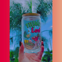 Load and play video in Gallery viewer, A 20oz BPA-free glass cup with a colorful UVDTF wrap featuring tacos, margaritas, guacamole, and lime wedges. Complete with a bamboo lid and reusable glass straw, perfect for happy hour lovers.
Because life is better with tacos and margaritas—add it to your cart now! 🌮🍹