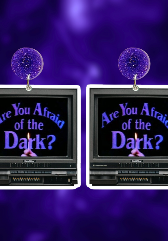 Earrings featuring a retro TV with 'Are you afraid of the dark?'  90s Nickelodeon show logo on the screen